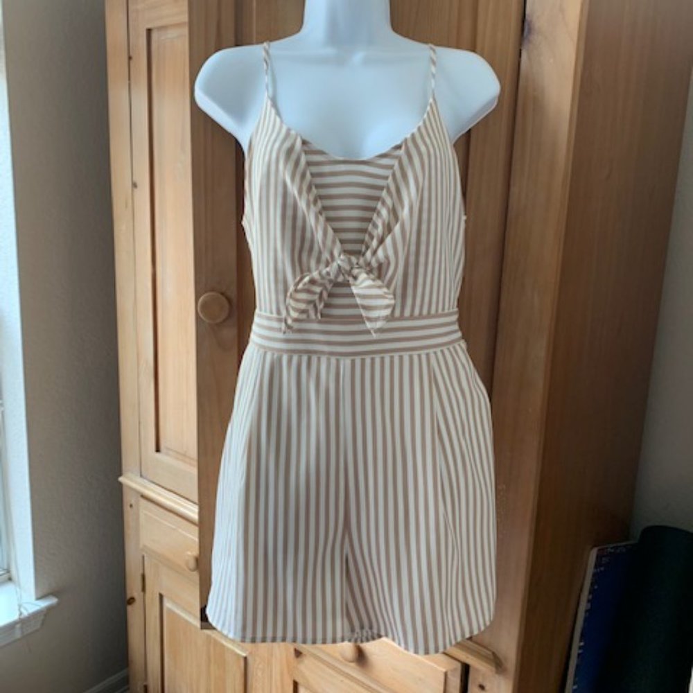 Adorable - NWT - Beige Striped Romper- Size L